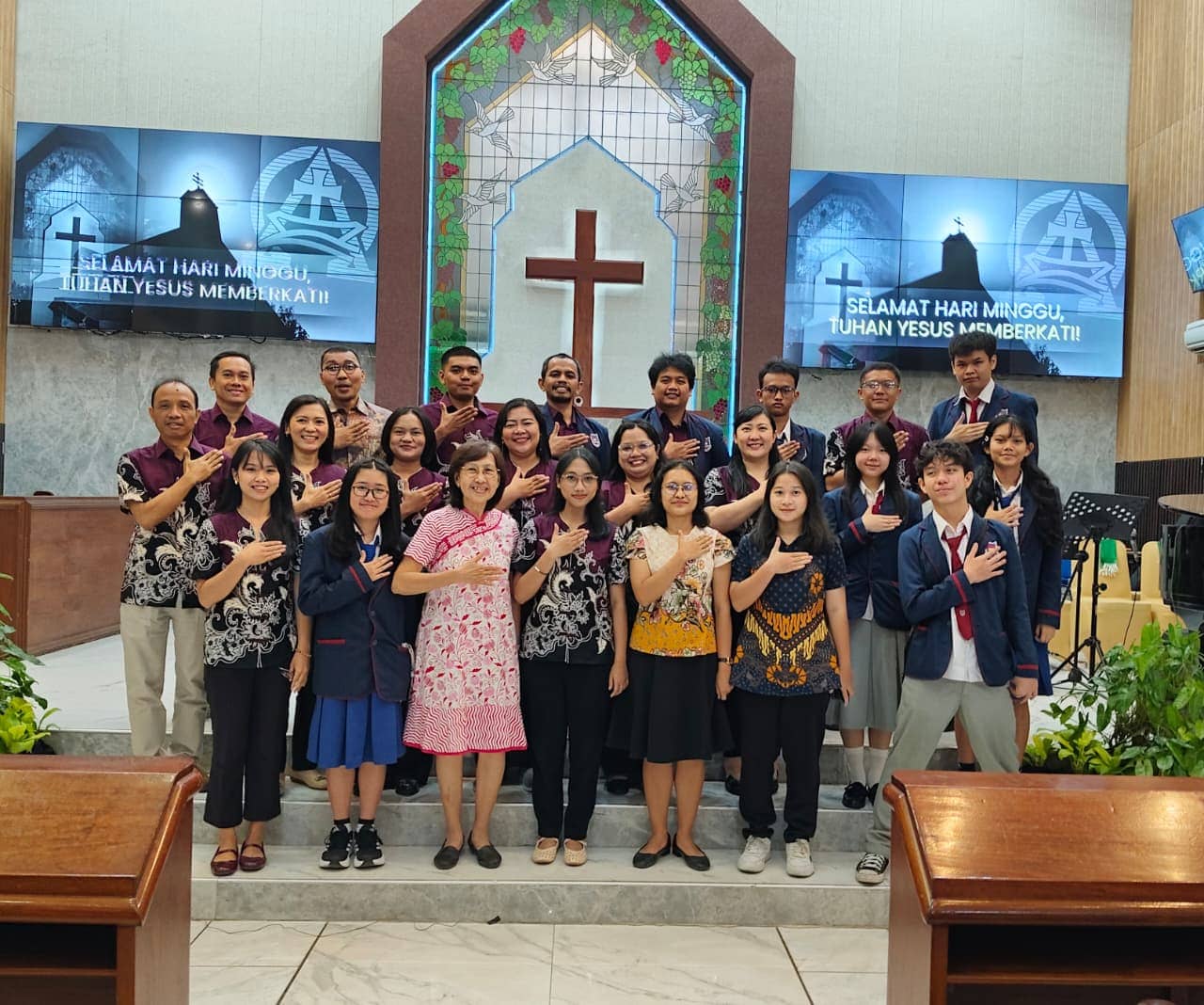 Sunday Service in GKI Pengampon Cirebon